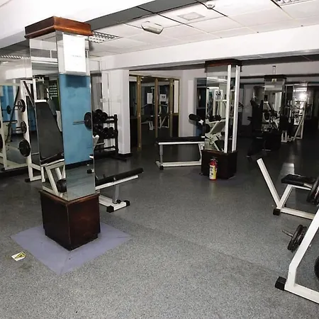 Hotel Crown Henipa Lárnaca