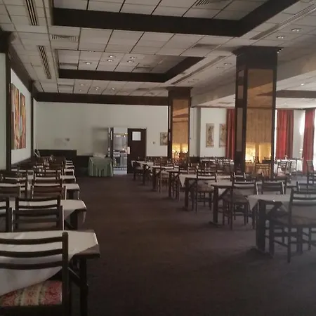 Hotel Crown Henipa