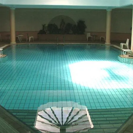 Hotel Crown Henipa Lárnaca