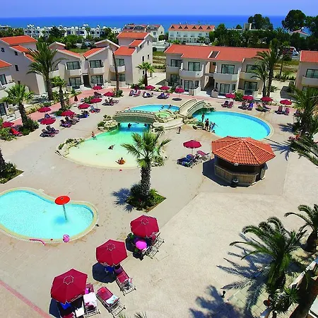 Crown Henipa Larnaka