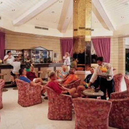 Hotel Crown Henipa