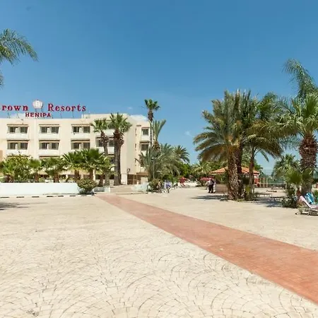 Hotel Crown Henipa Larnaka