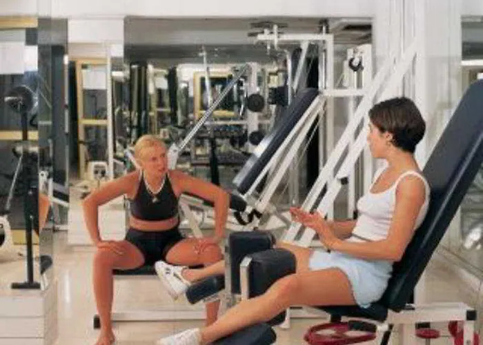 Crown Henipa Larnaca