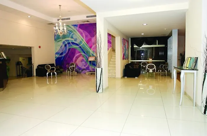 Crown Henipa Otel 3*